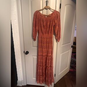 Elegant Lace Maxi Dress in Mauve